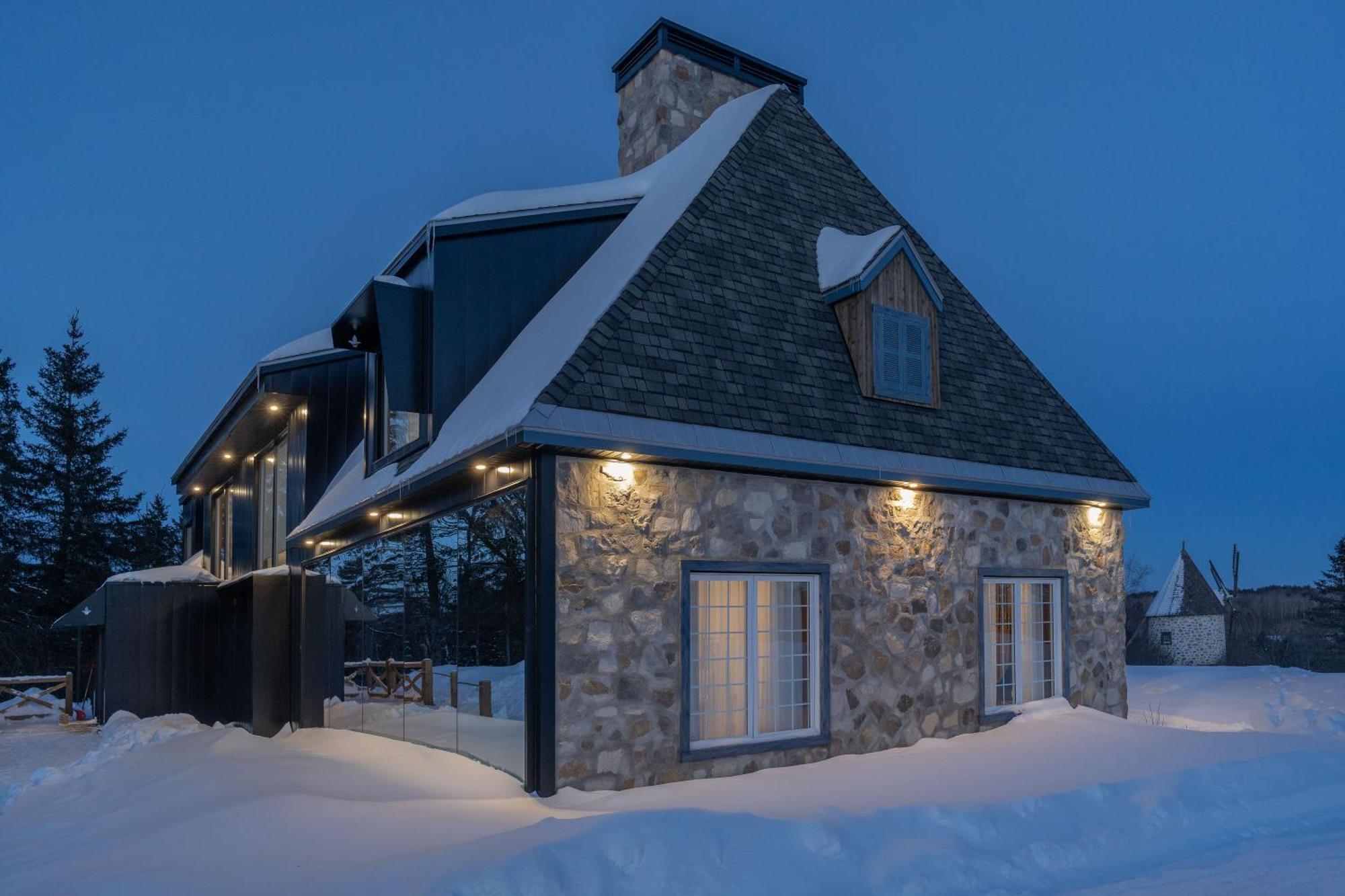 Le Baluchon Eco-Villegiature Saint-Paulin Bagian luar foto